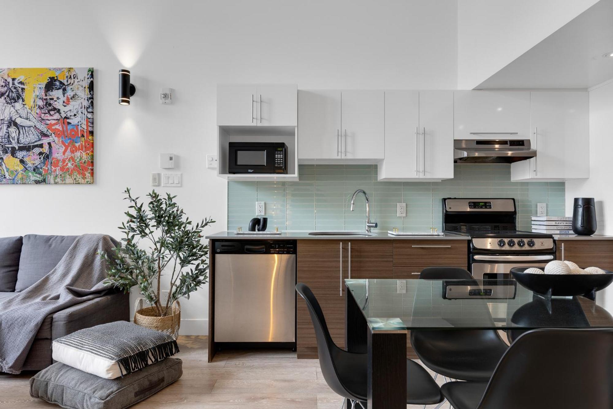 몬트리올 Liv Mtl Downtown 아파트 호텔 외부 사진